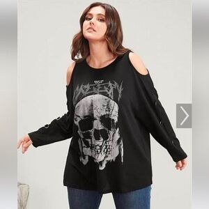 New Bloomchic Goth Skull Cold Shoulder knit top size 22/24